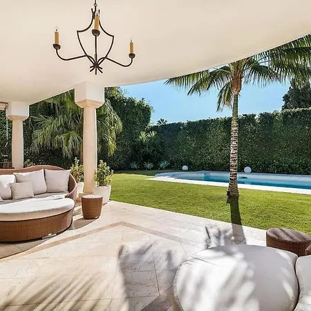 In Golden Mile With Heated Pool Villa Marbella